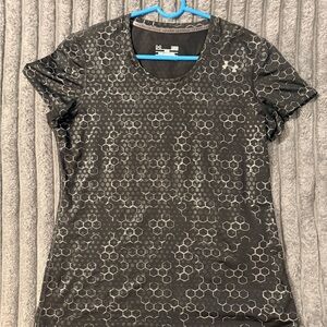 Under Armour Black Short Sleeve Tee